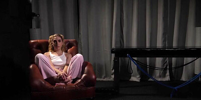 Blonde Nympho Slut wants to be Breed