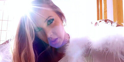 Samantha Saint is riding horny dude's BBC in the bedroom