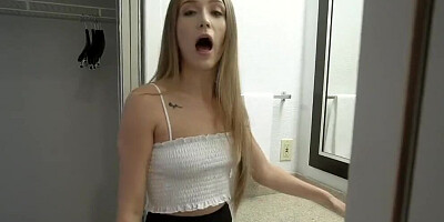 Stuck Step Sis just Hurry up and Cum inside me then get me out of Here