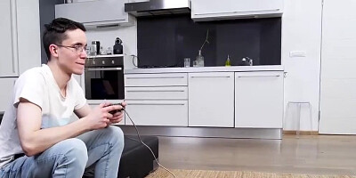 Girl needs nothing but sex and finding stepbrother busy tries to entice guy