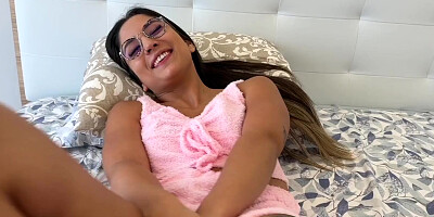 Horny StepSister wanted me, so I did a creampie in her wet pussy