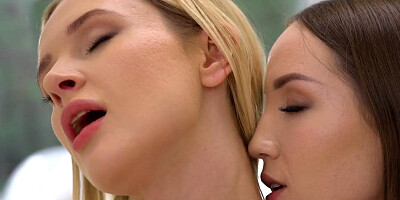 21 SEXTURY - Three Hot Ballet Dancers Decided To Start Steamy Lesbian Sexual Activities