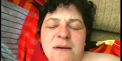 Slutty mature woman spreads legs to get cock in hairy cunt