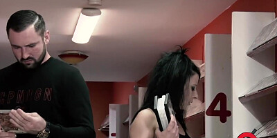 HITZEFREI German MILF Bonny Devil Fucking a Fan