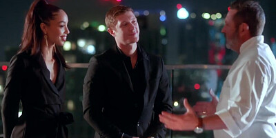 Alexis Tae and Oliver Flynn are having sex on the balcony