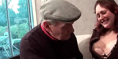 Lucky old man is fucking two cock hungry ladies in a threesome