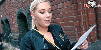 MATURE MOM PICK UP TEEN FOR FIRST TIME LESBIAN SEX