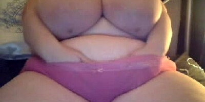 Extraordinaire thick boobs SSBBW