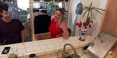Curvy MILF cheats on hubby with lucky stepson