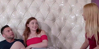 Family Hookups - Stepmom Sarah Vandella gets Stepdaughter Danni Rivers