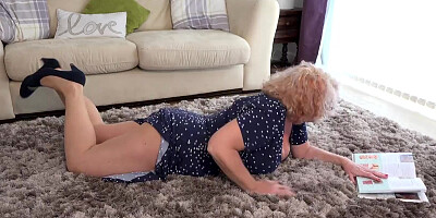 Aunt Judy's - Busty Mature BBW MILF Camilla Masturbates in Pantyhose