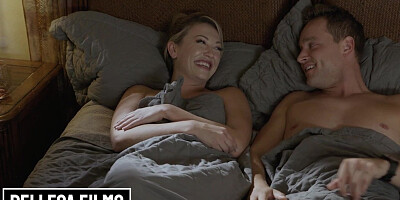 Lovers are so randy that they can't fall asleep without hardcore banging