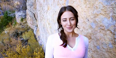 Hikers Scott Nails & Aubree Valentine are having sex in the open air