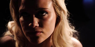 Chloe's side fuck video