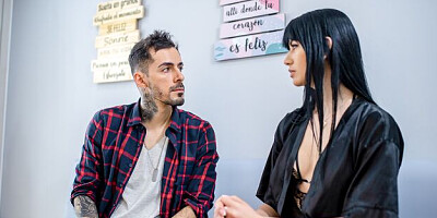 Marvelous Yenifer's brunette trailer