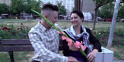 Mature MILF Lucinda Has a Sexdate With a Young Man