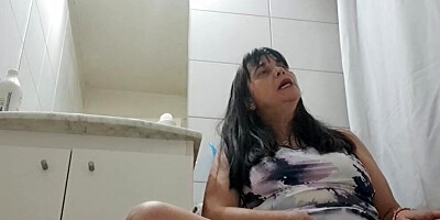 In the bathroom with my stepson to fuck