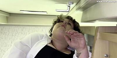 Dominatrix Mistress April - The cruel Urologist