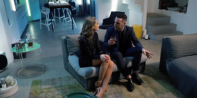 The office is filled with sex-craving ladies and randy gentlemen