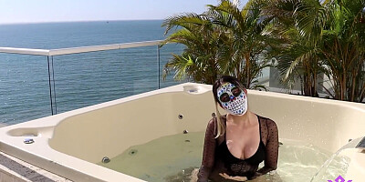 Fuck my stepbrother after the costume party and we bathe in the jacuzzi