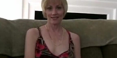 Screwing The Mature Swinger Housewife