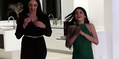 Nubile Stepmom Nails A Seaman