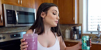 Stepdaughter This Trick Is Not Gonna Healthy - Lily Lou