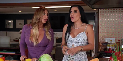 Two depraved MILFs swapped boyfriends and they are fucking in 4some