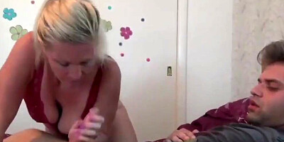 Kinky stepmom helps me to cum