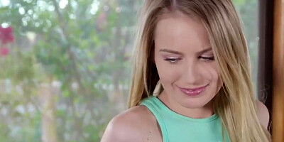 Serene Siren and two other blondes in a nice lesbian threesome