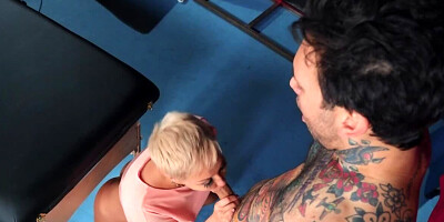Classy cougar analyzed by inked stranger at tattoo salon