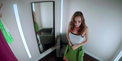 Katya Clover does not mind fucking herself in public