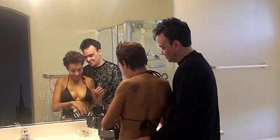 MILF Lets A White Guy Cum Inside Her Bald Black Pussy - Pussy Creampie