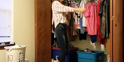 OMG I Finally get to see my Step Sister’s Perfect Tits! Real Spycam!