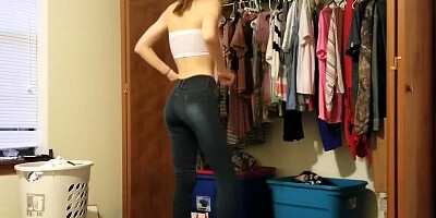 OMG I Finally get to see my Step Sister’s Perfect Tits! Real Spycam!