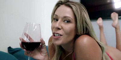 Randy stepson loves mommy's big round booty