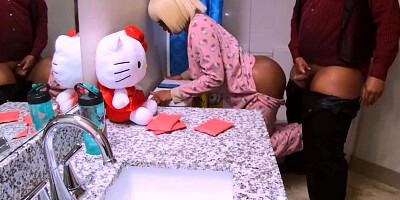 THE ROUGHEST STEP DAUGHTER RIDING CREAMPIE ON PORNHUB INSIDE MSNOVEMBER ON SHEISNOVEMBER