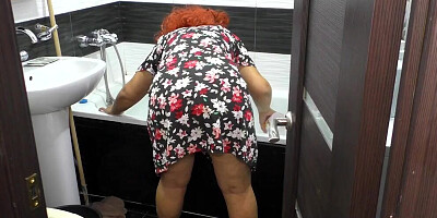 I saw my stepmom's panties and fucked her in the ass