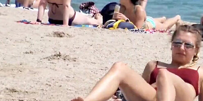 Some of the best butts and tits from sunny beaches around the world