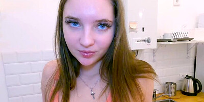 Why are you looking at your stepsister like that? - Family Fantasies by Vika Lita and MichaelFrostPro