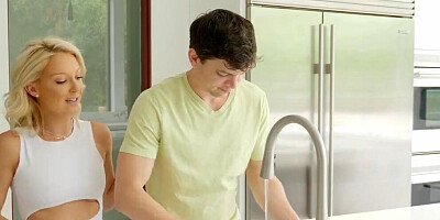 Blonde stepmom laura bentley rewards stepson