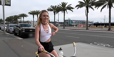 Amateur Teen Kenzie POV Fuck in Public Bike Room