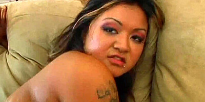 Chunky Slut Leilani Li Puts A BBC Inside Her Plump Pussy