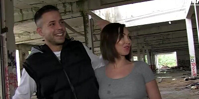 Alberto Blanco is fucking Yasmin Scott in an abandoned building