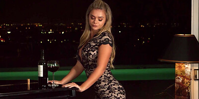 Passion Friday night with beautiful big boobs blonde teen Tahlia Paris