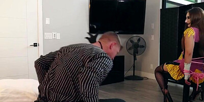 Lexi Luna & Penelope Kay banging with lucky man in this 3some