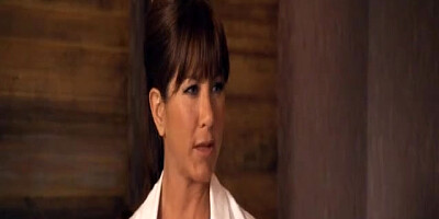 Jennifer Aniston takes a bath and it's sexy as hell
