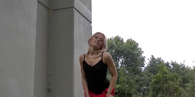 Blonde with perfect body gets naked in public
