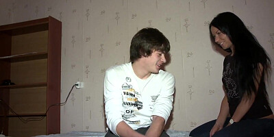 Guest sneaks into brunette's snatch in awe