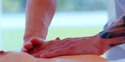 Kenzie Anne gets her cunt drilled with Alex Legend's big dick